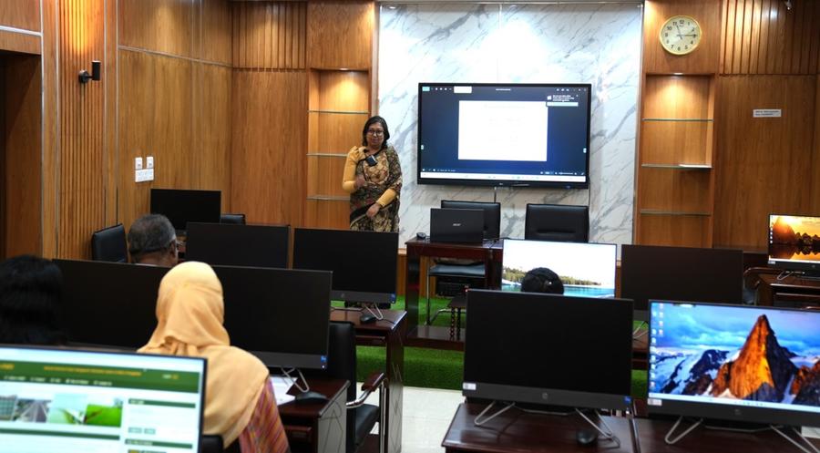 An academic session on project management