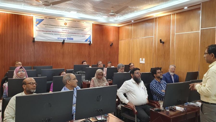 An interactive academic session on Project Management