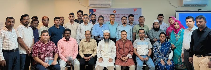 Group photo of the IMED training participants in Khulna