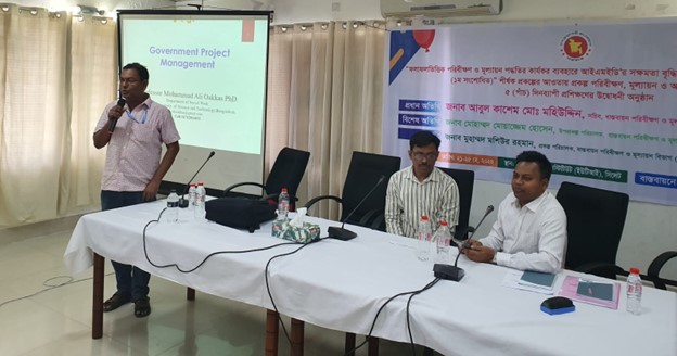 An engaging session on project monitoring and evaluation