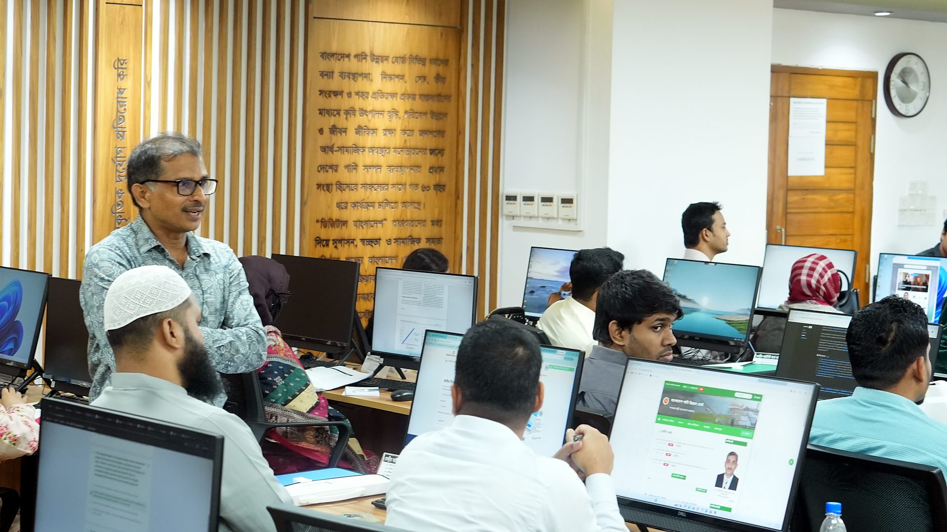 A session in progress in the Central ICT Lab