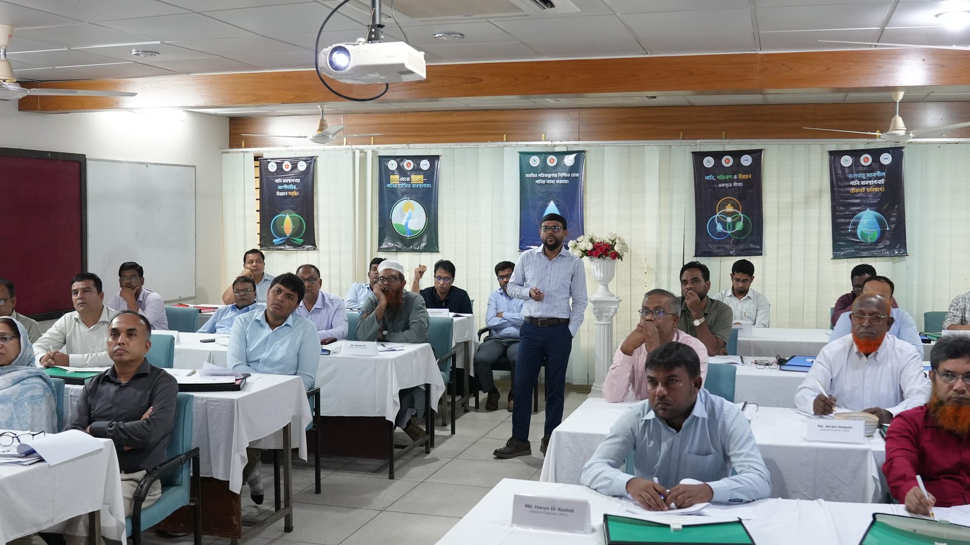 Interactive discussion during the participatory water management session