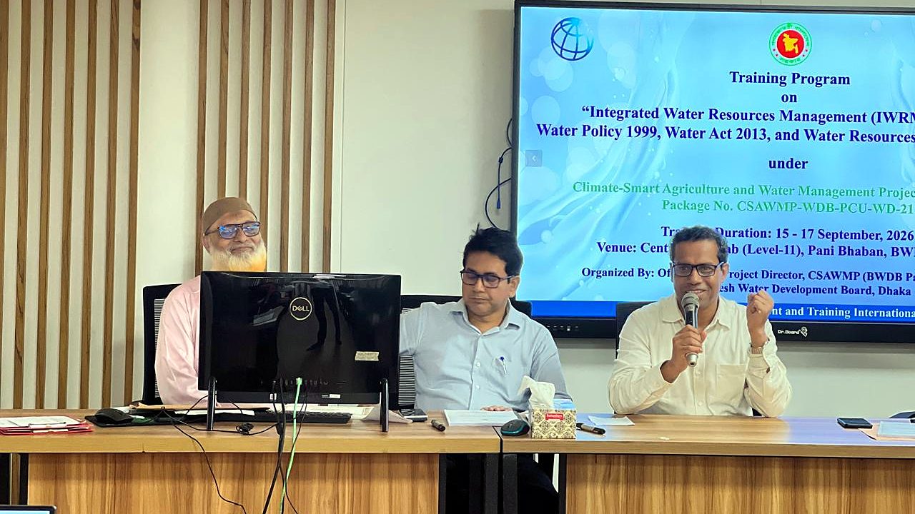 Resource persons at the dais under the IWRM course banner
