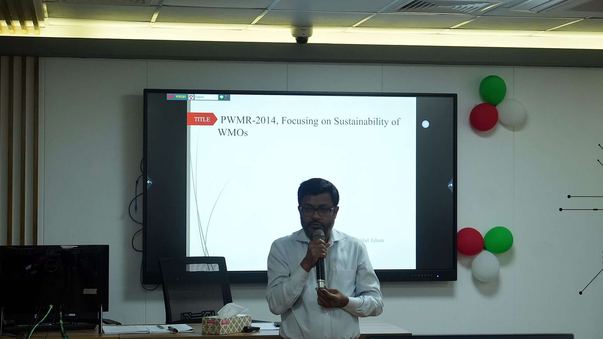 Resource person presenting PWMR-2014, focusing on sustainability of WMOs