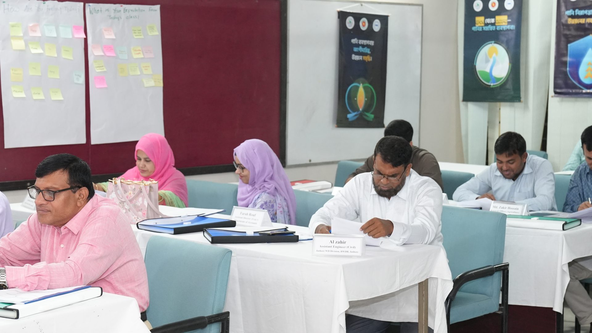 Classroom session on the project lifecycle at the BWDB Training Institute