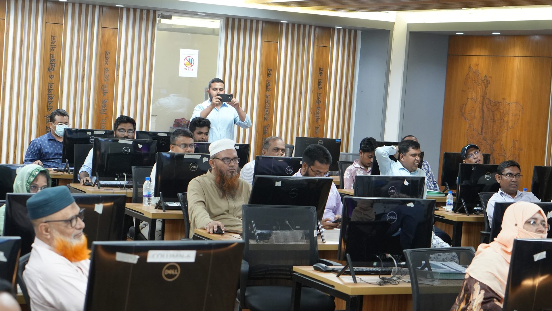 Classroom session on the project lifecycle at the Central ICT Lab