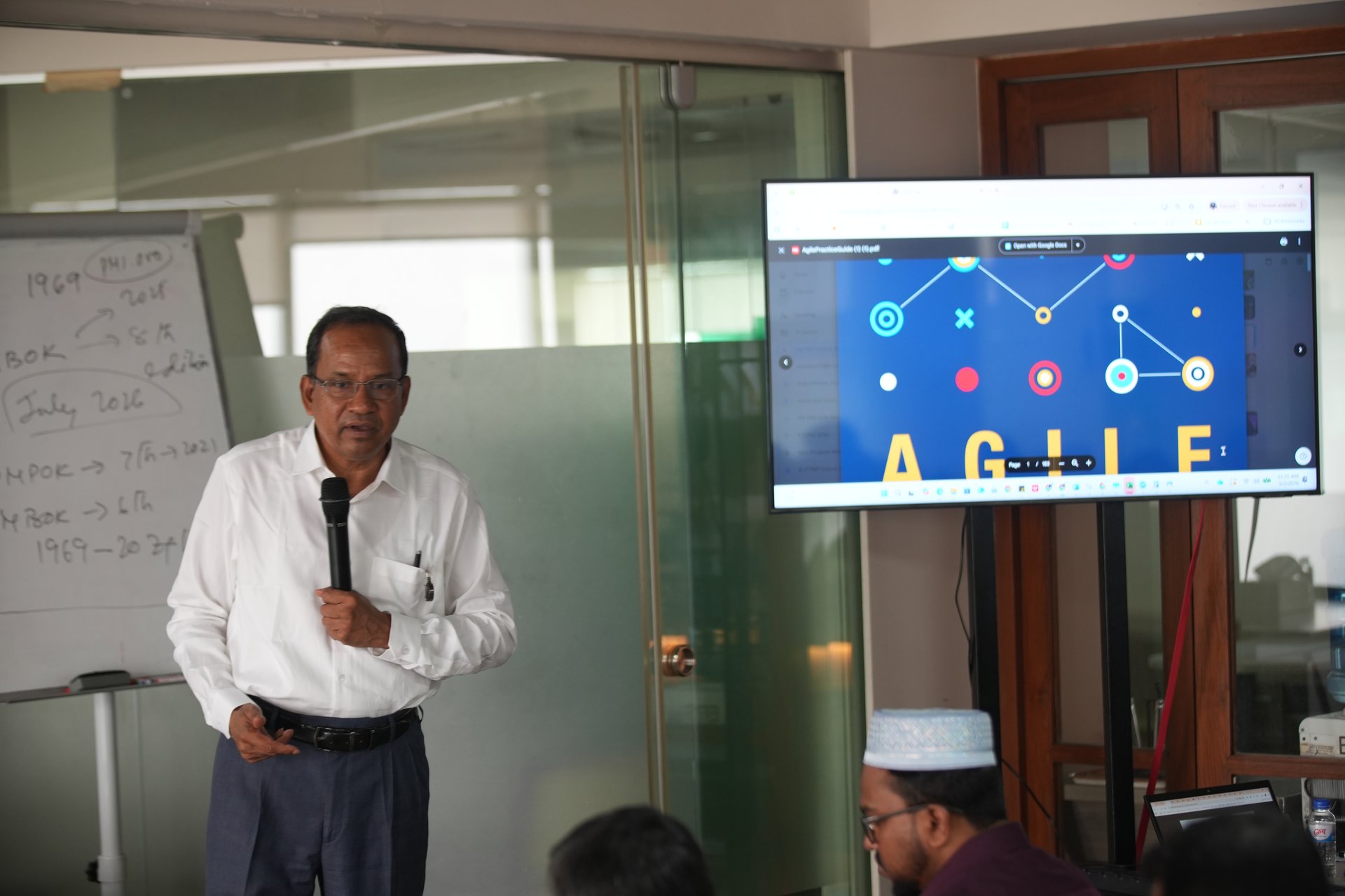 Trainer interacting with participants