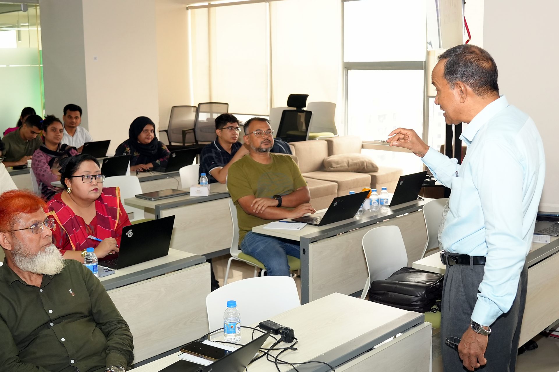 Trainer explaining to participants