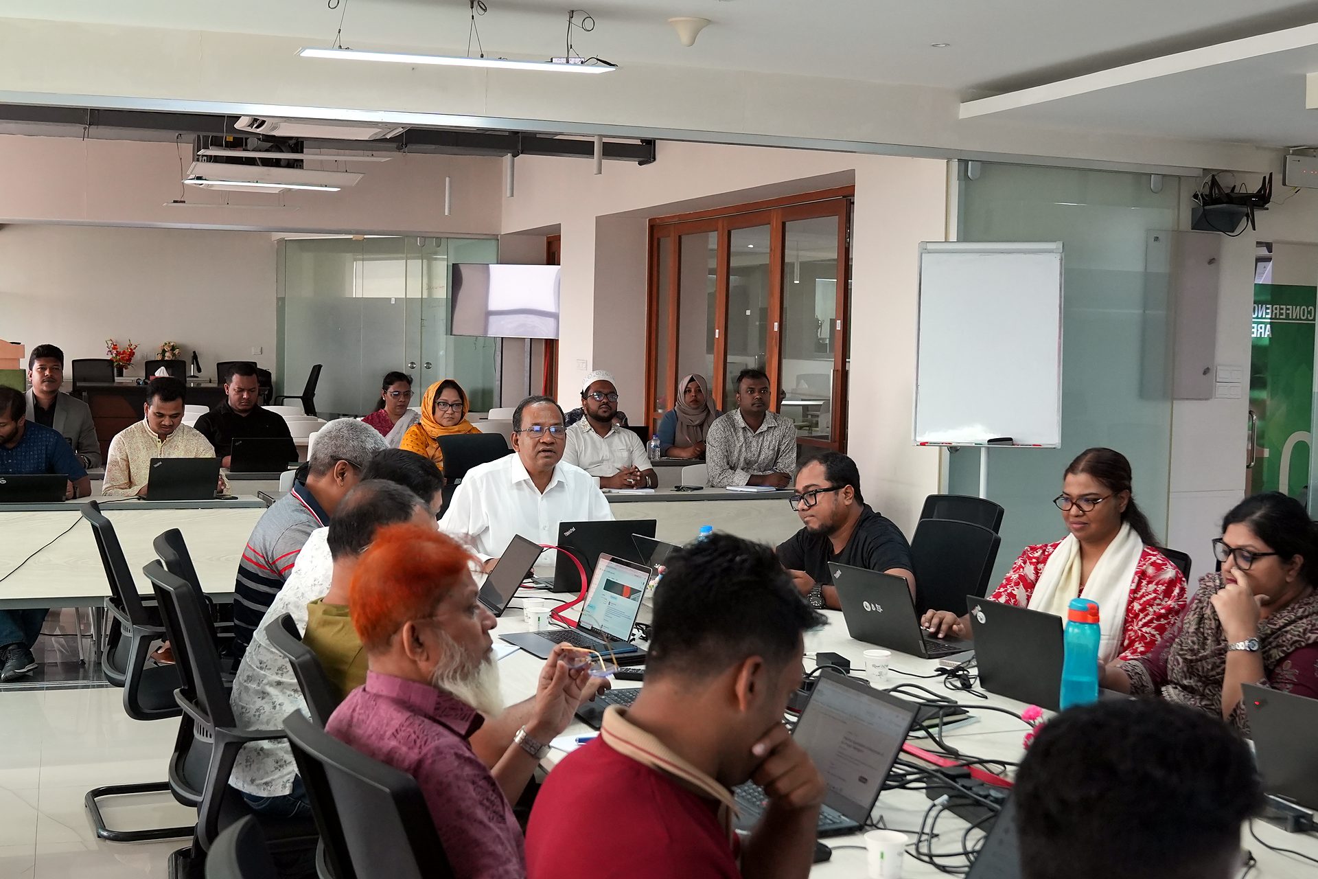Wide view of the working groups
